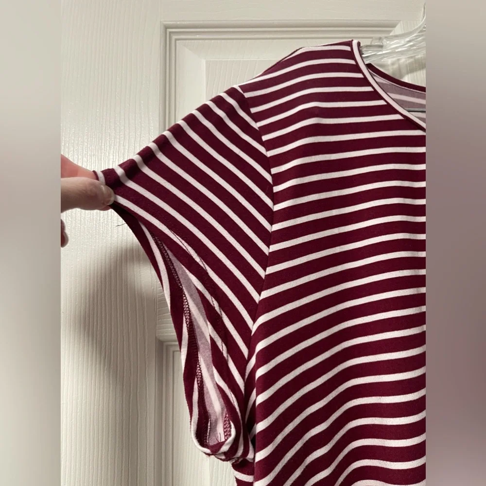 VIBE SPORTSWEAR Womens Plus Burgundy & White Striped Short Sleeve dress Size 3XL - Picture 4 of 6